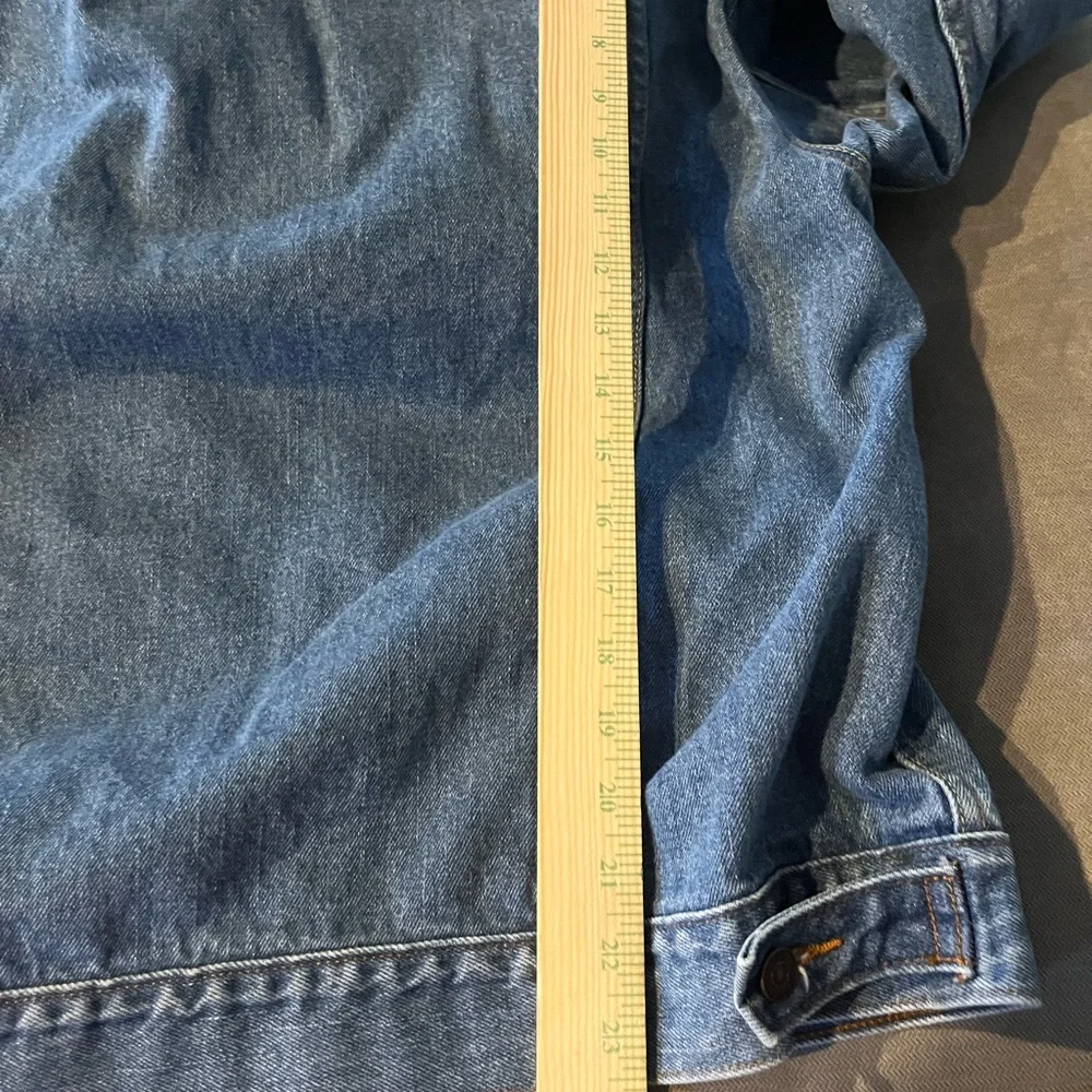 Levi's Vintage Relaxed Light Blue Denim Trucker Jacket Size:Large - Picture 5 of 7
